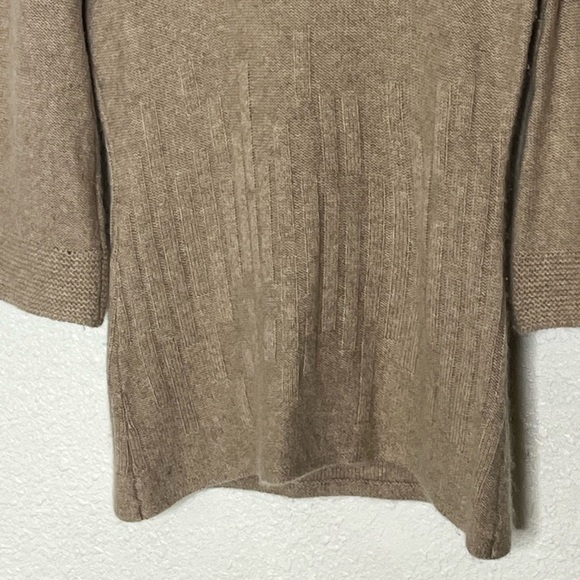 Classiques Entier Atelier Tan Cashmere Turtleneck Sweater Sz XS - Picture 3 of 8
